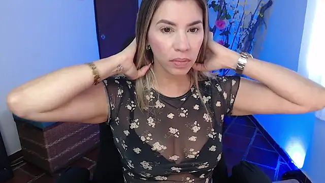 Snapshot of ms_sofia_x chatting on February 5, 2026, 3:05 pm ms sofia x online show from February 5, 2026, 3:05 pm