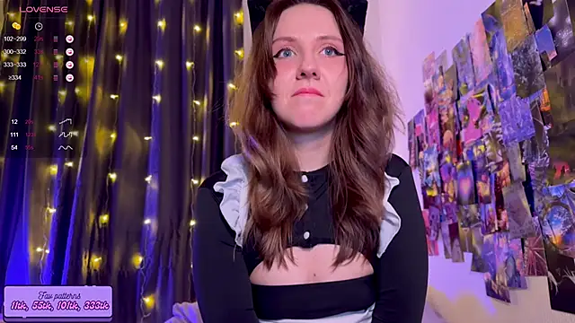 HotaruTomo online show from December 22, 2025, 2:30 am