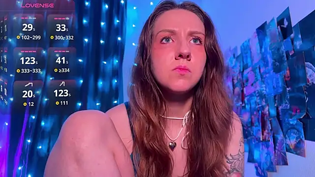 Snapshot of HotaruTomo chatting on February 12, 2026, 2:06 am HotaruTomo online show from February 12, 2026, 2:06 am