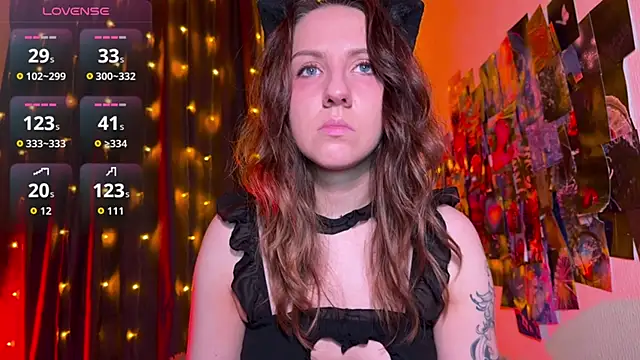 Snapshot of HotaruTomo chatting on February 15, 2026, 9:44 pm HotaruTomo online show from February 15, 2026, 9:44 pm