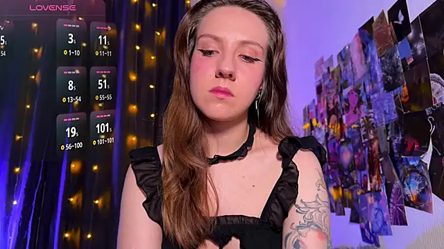 Snapshot of HotaruTomo chatting on February 27, 2026, 2:33 am HotaruTomo online show from February 27, 2026, 2:33 am