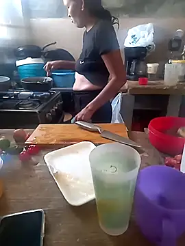 Snapshot of sexicaribe2 chatting on November 4, 2025, 5:45 pm sexicaribe2 online show from November 4, 2025, 5:45 pm