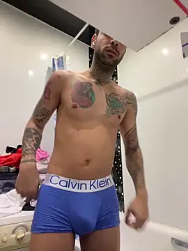 Andy94110328205 online show from March 21, 2025, 4:07 pm