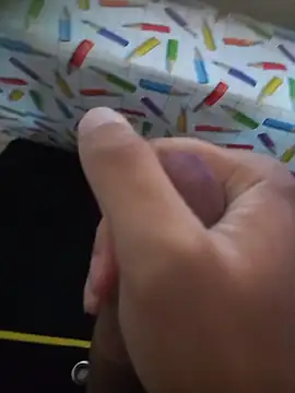 Snapshot of zakimir123 chatting on April 15, 2026, 2:24 pm zakimir123 online show from April 15, 2026, 2:24 pm