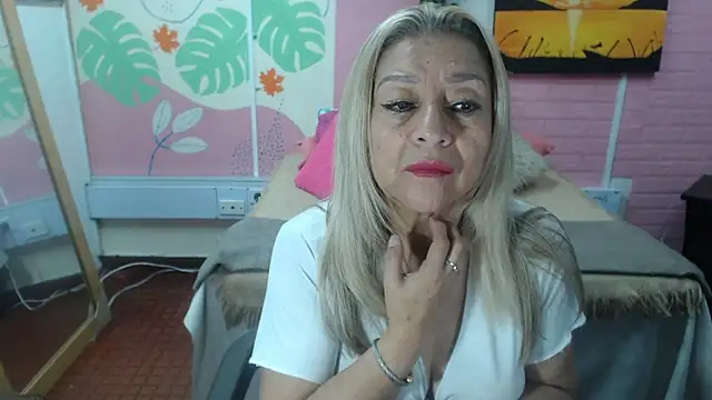 Snapshot of ZAMANTHA chatting on May 7, 2026, 3:06 pm ZAMANTHA online show from May 7, 2026, 3:06 pm