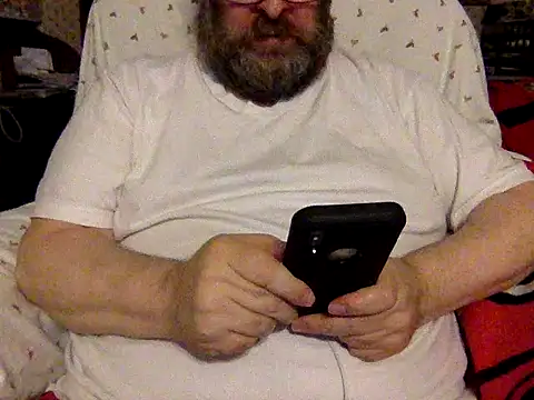 Snapshot of Drwhocares chatting on December 3, 2024, 7:00 pm Drwhocares online show from December 3, 2024, 7:00 pm