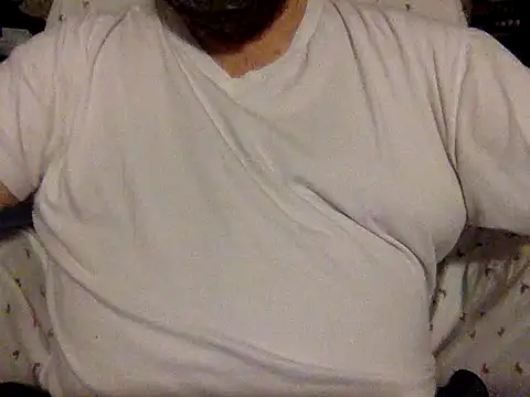 Snapshot of Drwhocares chatting on December 5, 2024, 4:44 pm Drwhocares online show from December 5, 2024, 4:44 pm