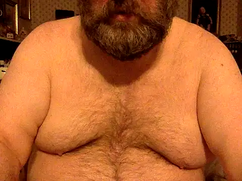 Snapshot of Drwhocares chatting on December 5, 2024, 7:49 pm Drwhocares online show from December 5, 2024, 7:49 pm