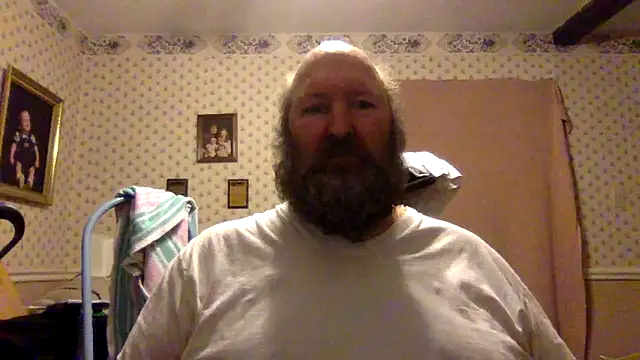 Snapshot of Drwhocares chatting on March 20, 2026, 7:41 pm Drwhocares online show from March 20, 2026, 7:41 pm