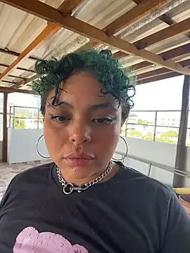 Snapshot of PrincessLauren420 chatting on February 5, 2026, 2:11 pm PrincessLauren420 online show from February 5, 2026, 2:11 pm