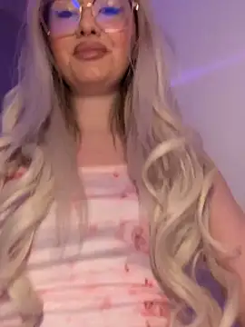 mollyxxx online show from January 7, 2025, 1:49 am