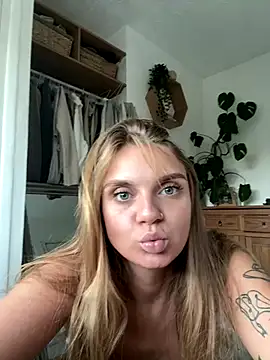 Snapshot of jessieamy chatting on September 22, 2025, 5:15 pm jessieamy online show from September 22, 2025, 5:15 pm