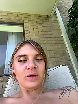 jessieamy online show from April 13, 2026, 4:29 am