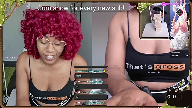 Snapshot of Cheybaaee chatting on November 2, 2025, 6:21 pm Cheybaaee online show from November 2, 2025, 6:21 pm