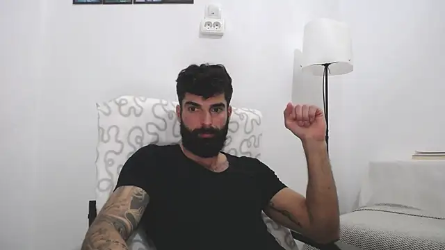 Verycutex online show from March 10, 2025, 3:20 pm