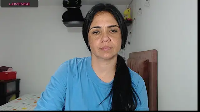 selena ferri online show from November 13, 2025, 1:26 am