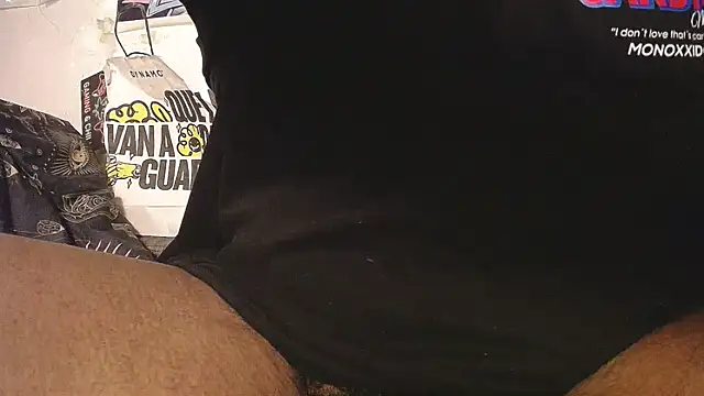 Snapshot of BlackRunning chatting on February 6, 2026, 3:33 am BlackRunning online show from February 6, 2026, 3:33 am