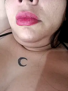 NIKOLE1301 online show from January 1, 2025, 3:14 pm