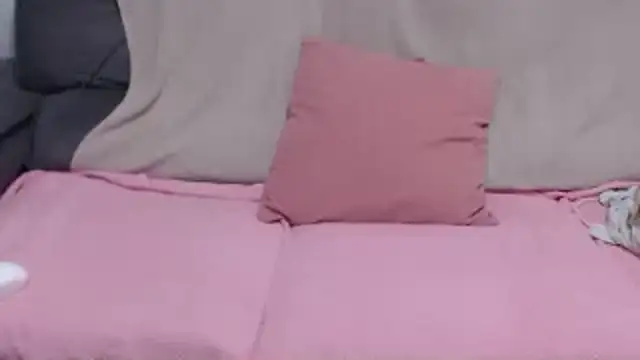 Snapshot of bustycarly chatting on March 19, 2026, 11:42 pm bustycarly online show from March 19, 2026, 11:42 pm