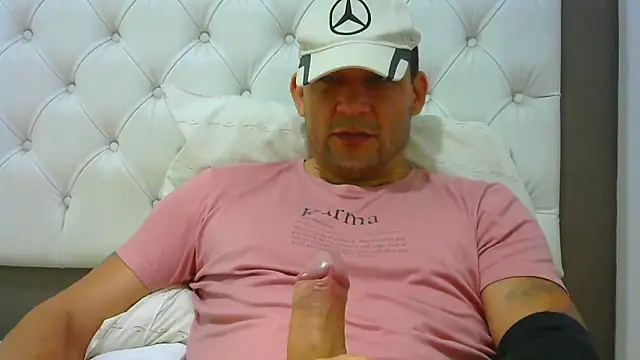 altenori112 online show from February 19, 2026, 11:01 pm