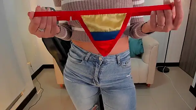 SaraParker  online show from November 6, 2025, 11:04 pm