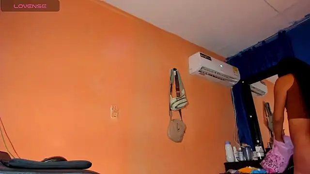 Sammybitchx online show from November 29, 2025, 8:12 pm