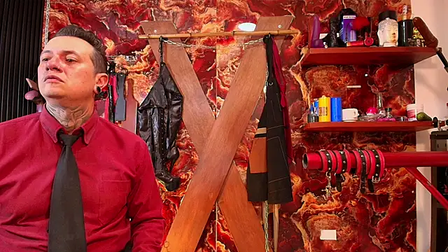 boy n girl online show from October 2, 2025, 10:44 am