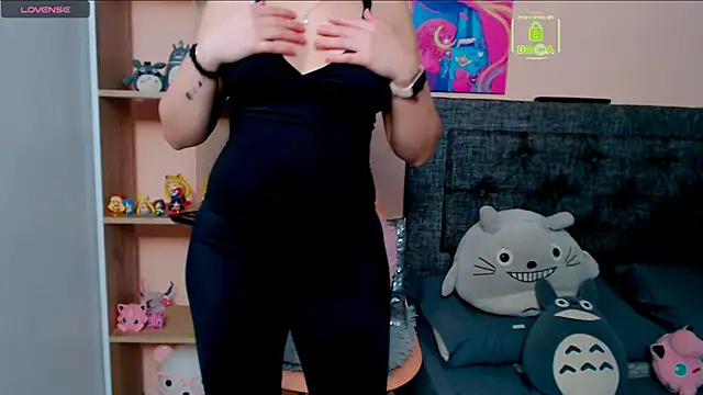 dolly saylor online show from February 18, 2025, 6:37 pm