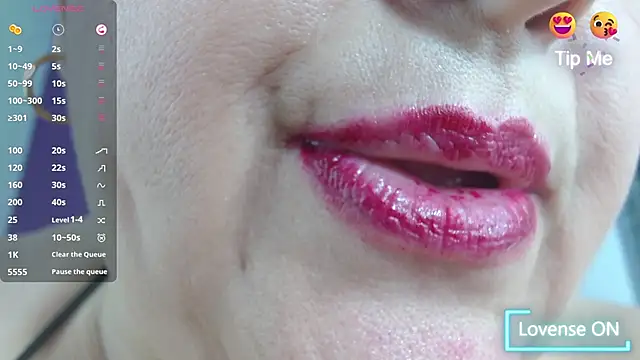 Kerly Doll online show from March 12, 2025, 9:24 pm