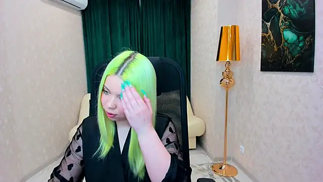 EnergyBunny 1 online show from February 5, 2025, 8:25 pm