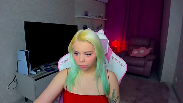 EnergyBunny 1 online show from November 24, 2025, 7:13 pm