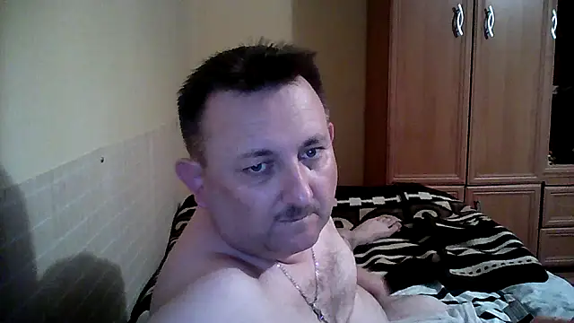 Novy73 online show from December 4, 2025, 10:40 pm