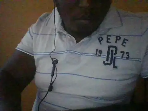 honeyswit online show from September 9, 2025, 8:03 am