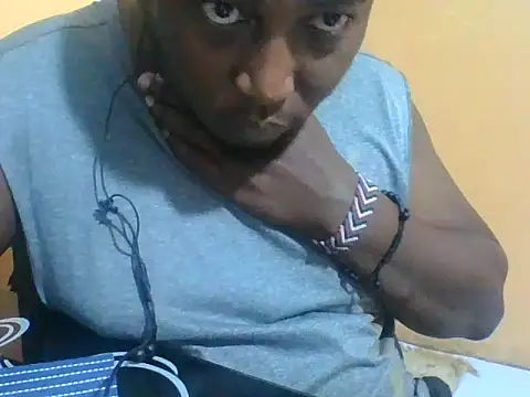 honeyswit online show from February 8, 2026, 9:07 pm