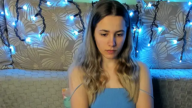 MaggieCake online show from January 13, 2026, 2:06 am