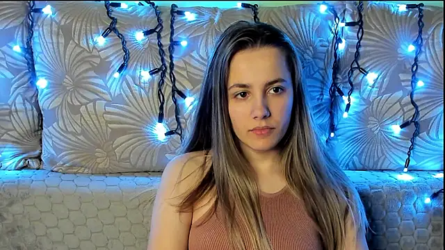 MaggieCake online show from March 19, 2026, 1:53 am