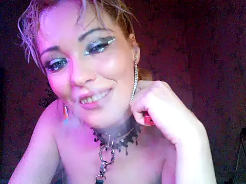 WildMissNiks online show from November 30, 2025, 9:24 am