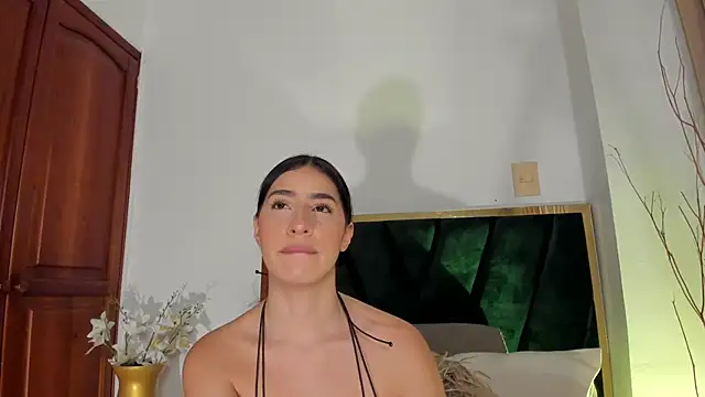 Christy Sea online show from October 24, 2025, 6:48 pm