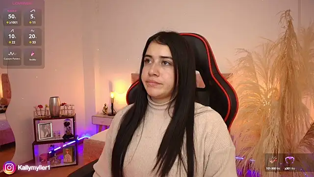 Snapshot of KallyMyller1 chatting on January 17, 2025, 7:38 pm KallyMyller1 online show from January 17, 2025, 7:38 pm