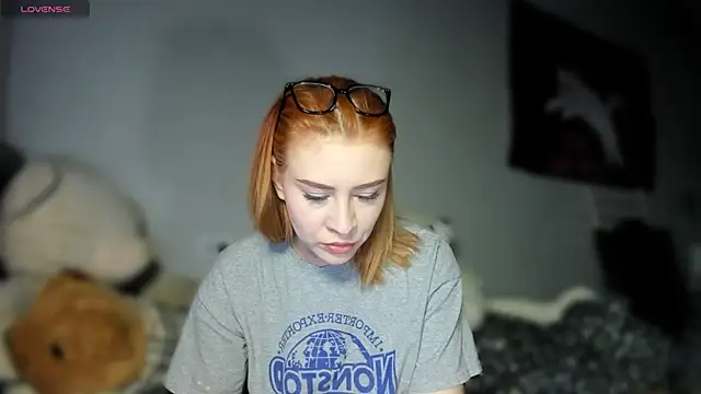KindKristy online show from May 15, 2026, 5:03 am