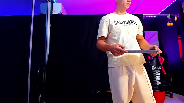 Aydenmiller96 online show from November 4, 2025, 1:21 pm