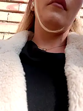 Dirtyfeelin online show from February 11, 2025, 11:32 am