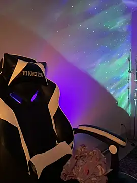 thebrattygoddess online show from March 10, 2025, 3:12 am