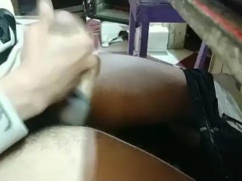 growing20yo online show from January 20, 2025, 12:46 am