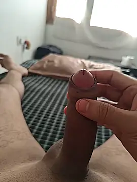 Hornylonda556 online show from March 12, 2026, 4:51 am