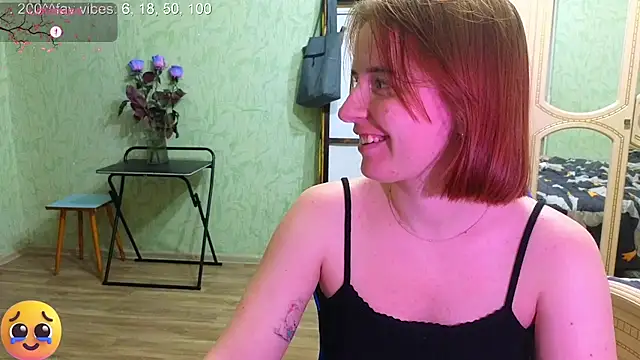 DanaMartina online show from November 19, 2025, 10:32 pm