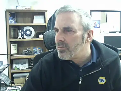 Snapshot of Russianjewel chatting on February 12, 2025, 1:27 pm Russianjewel online show from February 12, 2025, 1:27 pm