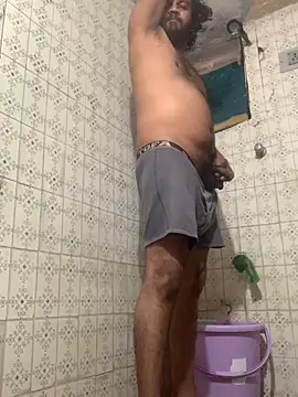 Snapshot of Rocky_1907 chatting on December 22, 2024, 6:06 am Rocky 1907 online show from December 22, 2024, 6:06 am