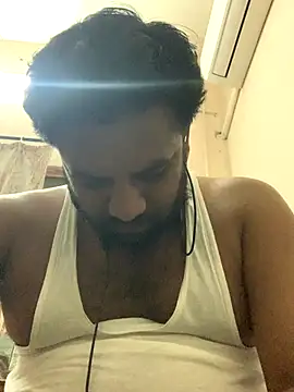 Snapshot of Rocky_1907 chatting on October 11, 2025, 8:51 pm Rocky 1907 online show from October 11, 2025, 8:51 pm