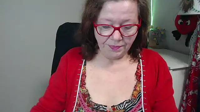 Adelewildx online show from February 26, 2025, 7:09 am